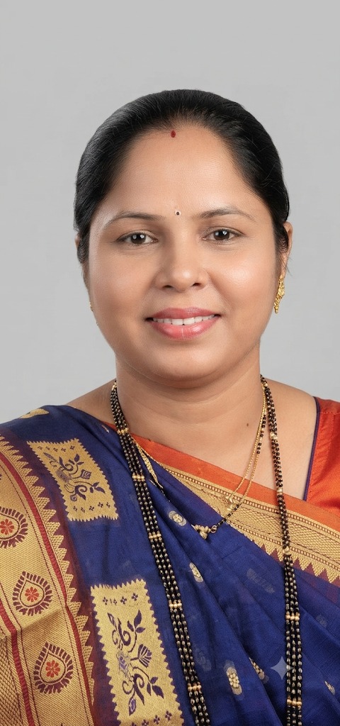 Divya Sunil Dhwar - Part time Cleaner and Cook and Baby Sitter in Dahisar west in Mumbai